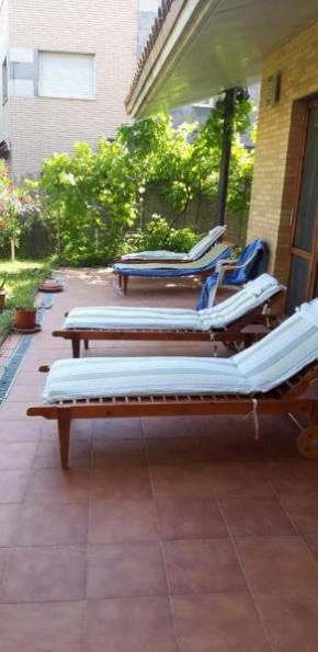 VIVIENDA TURÍSTICA LOS OLIVOS